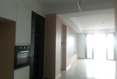 3 Bed Apartment with En Suite in Riverside - 4