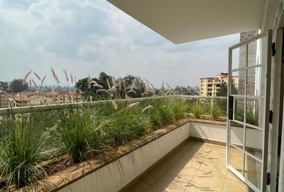 3 Bed Apartment with En Suite in Lavington