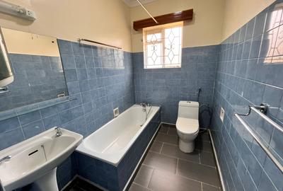 5 Bed Townhouse with Backup Generator in Loresho - 4