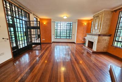 4 Bed House with En Suite in Runda - 3