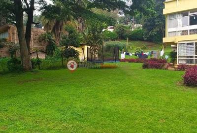 Land in Lavington