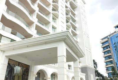 3 Bed Apartment with En Suite at City Park Drive - 4