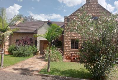 5 Bed House with En Suite in Karen