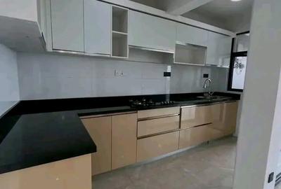 2 Bed Apartment with En Suite at Lavington - 3