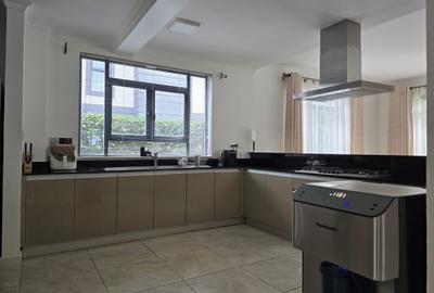 3 Bed House with En Suite in Kiambu Road