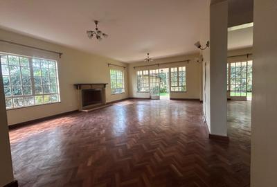 5 Bed Townhouse with En Suite in Lavington