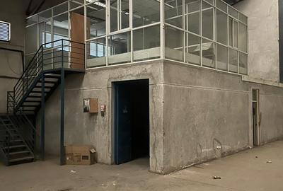 40,000 ft² Warehouse with Backup Generator in Mombasa Road - 2
