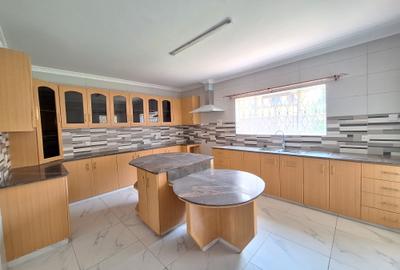 4 Bed House with En Suite at Loresho Ridge - 4