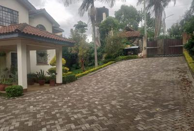 5 Bed House with En Suite in Kitisuru