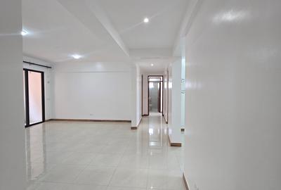 3 Bed Apartment with En Suite in Nyali Area