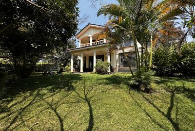 5 Bed Townhouse with En Suite at Nyari/Rossyln