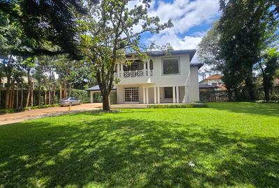 4 Bed House with En Suite in Runda