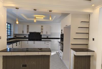 4 Bed House with En Suite at Mugutha