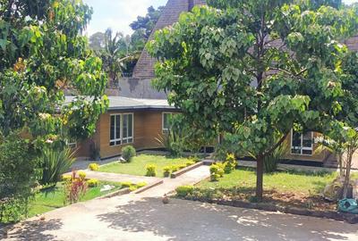 4 Bed Townhouse with En Suite in Spring Valley