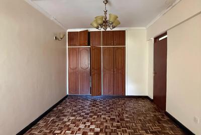 4 Bed Townhouse with En Suite in Kileleshwa - 4