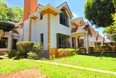 5 Bed Townhouse with En Suite at Convent Drive