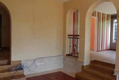 5 Bed House with En Suite in Kitisuru