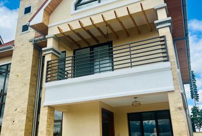 4 Bed Townhouse with En Suite at Kitengela