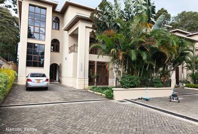 5 Bed Townhouse with En Suite at Lavington Green - 2