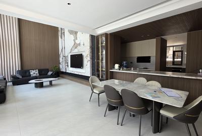 6 Bed Villa with En Suite in Lavington - 3