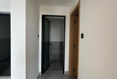 1 Bed Apartment with Swimming Pool in Kilimani