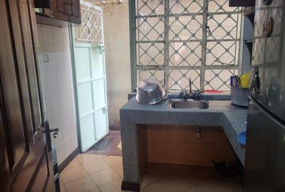 4 Bed Townhouse with En Suite at Donholm Road - 4