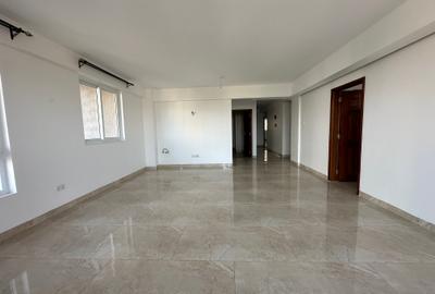 4 Bed Apartment with En Suite in General Mathenge