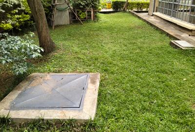 5 Bed Townhouse with En Suite in Lavington - 3