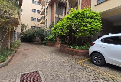 Studio Apartment with En Suite at Kunde Road - 2