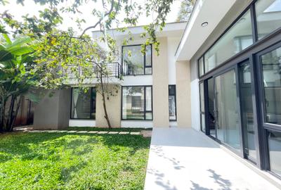 2 Bed Townhouse with En Suite in Lavington - 2