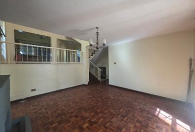 4 Bed Villa with En Suite at Red Hill - 3