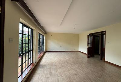 4 Bed Townhouse with En Suite in Brookside