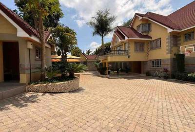 5 Bed Villa with En Suite at Mushroom Garden