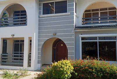 4 Bed House with En Suite at Nyali