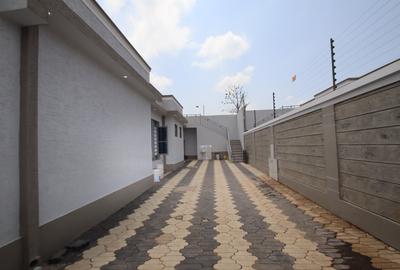 4 Bed House with En Suite at Mugutha - 2