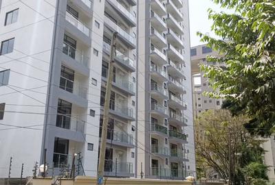 2 Bed Apartment with En Suite at Riverside Drive