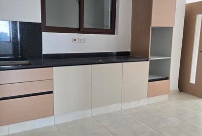 4 Bed Apartment with En Suite at Parklands