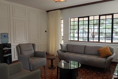 Serviced 2 Bed Apartment with En Suite at Parklands