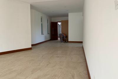 3 Bed Apartment with En Suite in Parklands