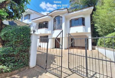 5 Bed Townhouse with En Suite at Riverside Drive
