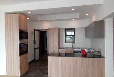 3 Bed Apartment with En Suite at Kilimani Estate Nairobi