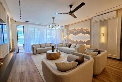 3 Bed Apartment with En Suite at Links Road - 4