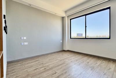 Serviced 2 Bed Apartment with En Suite in Kileleshwa - 4