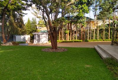 5 Bed House with En Suite at Panafric Avenue