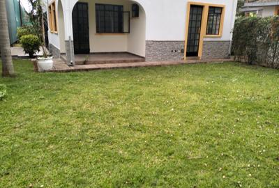 4 Bed Townhouse with En Suite in Lavington - 4