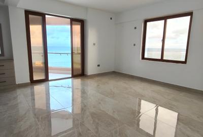 Serviced 4 Bed Apartment with En Suite at 1St Avanue - 4
