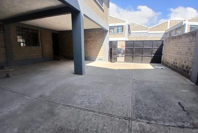 11,250 ft² Warehouse with Parking in Mombasa Road - 3
