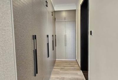 3 Bed Apartment with En Suite at Othaya Road - 4