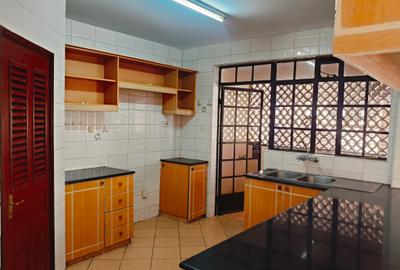 3 Bed Apartment with En Suite at Parklands