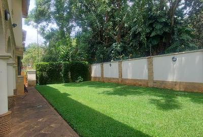 5 Bed Villa with Staff Quarters in Lavington